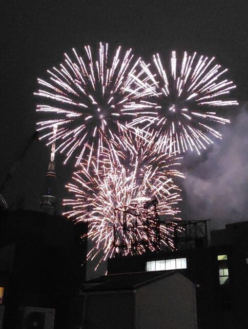 240727隅田川花火大会 (140-2).JPG